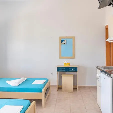 Ninemia Serifos 1 * Livadi (Serifos)