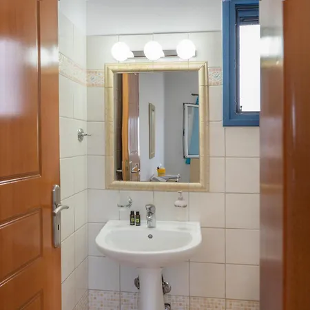 Ninemia Serifos 1 Apartment *