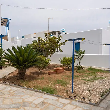 Ninemia Serifos 1 *